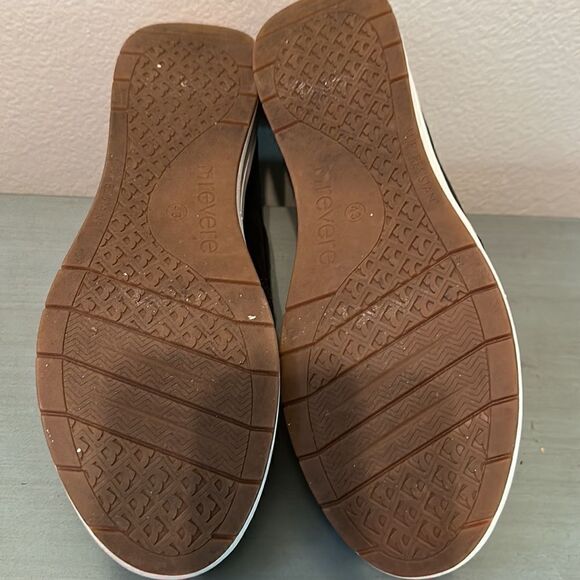 Womens Revere Crete BLACK Metallic Shoe Sneakers size 12 - Slip Resistant EUC - Picture 4 of 5